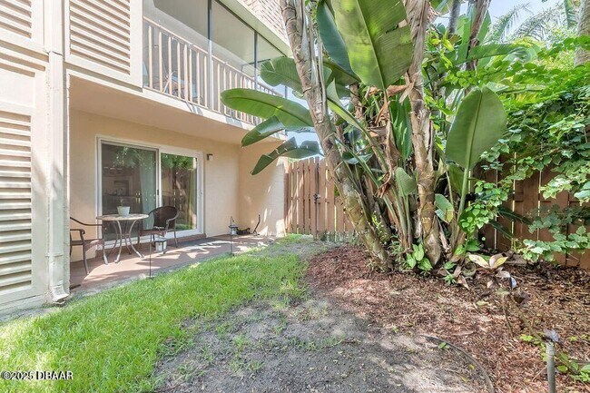 Building Photo - 144 S Halifax Ave