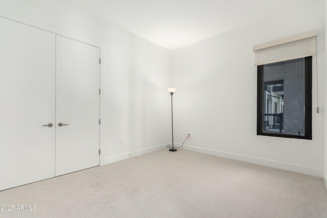 Building Photo - 19355 N 73rd Way