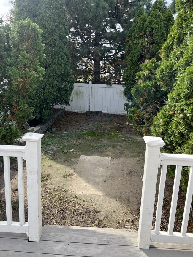 Building Photo - 230 Mercer St