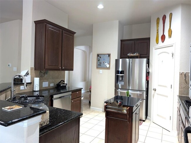 Building Photo - 303 Steer Acres Ct