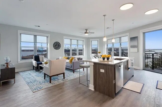 Building Photo - 105 North St