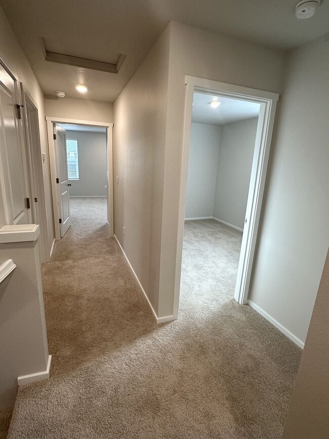 Building Photo - Brand new Kennewick home for lease!