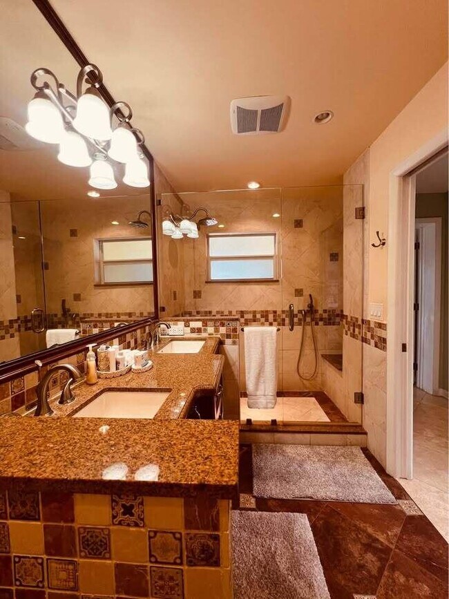 Building Photo - 7834 Edgewater Dr