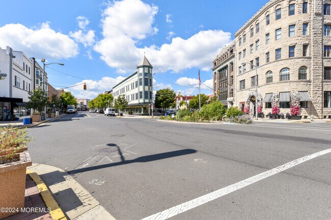 Building Photo - 716 Cookman Ave
