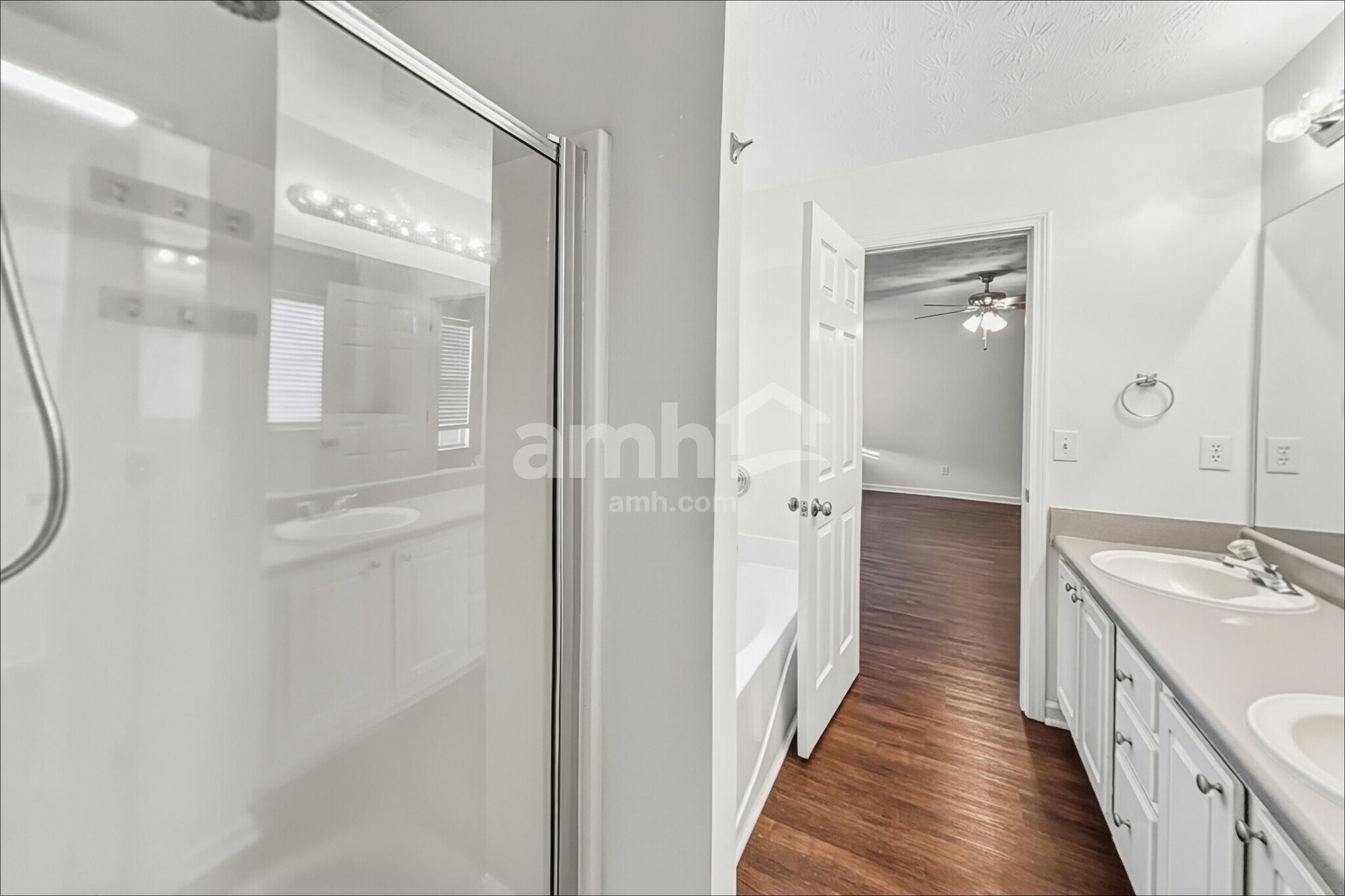 Building Photo - 3168 Bradford Pear Dr