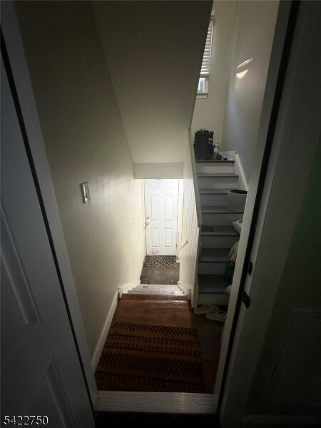 Building Photo - 105 Norwood St