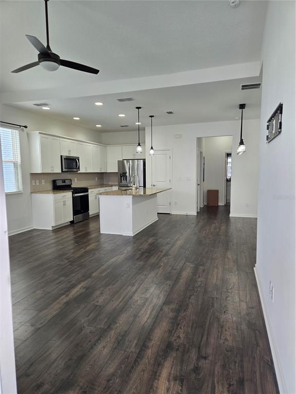 Building Photo - 562 Landshark Blvd