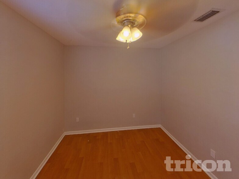 Building Photo - 7000 Brentford Rd