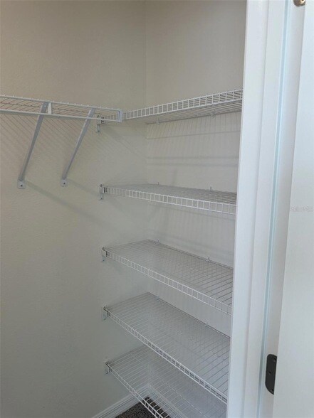 Building Photo - 8194 SW 67th Ave