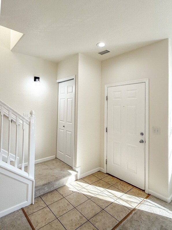 Building Photo - 5731 E 127th Pl