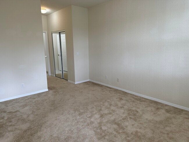 Building Photo - 4951 Bonsai Cir