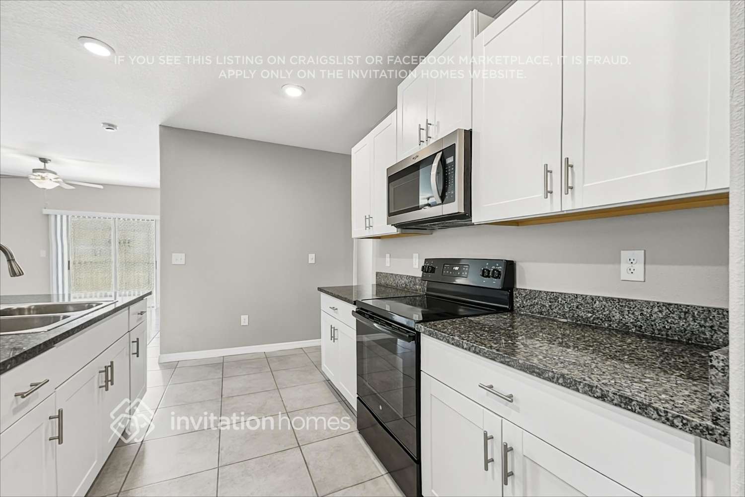 Building Photo - 2239 Jungle Dr