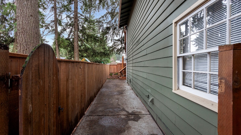 Building Photo - 15270 SW Springdale Ct