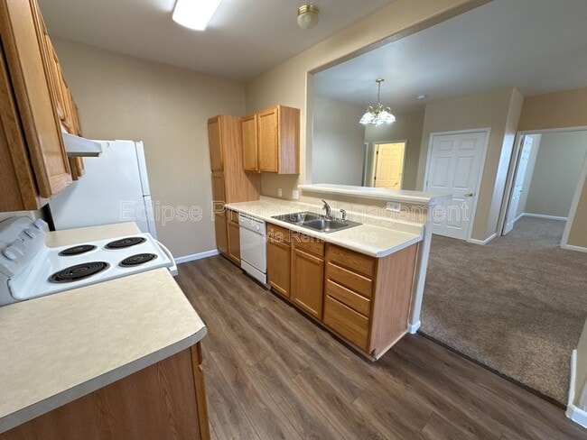 Building Photo - 2461-F 1/4 F 1/4 Rd