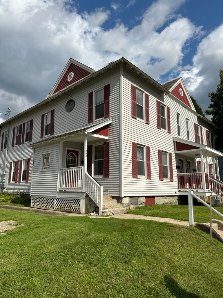 Street View - 262 Ashland St