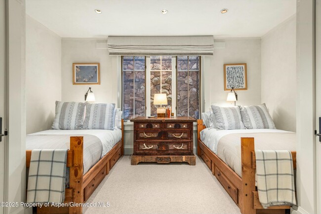 Building Photo - 124 Totterdown Rd