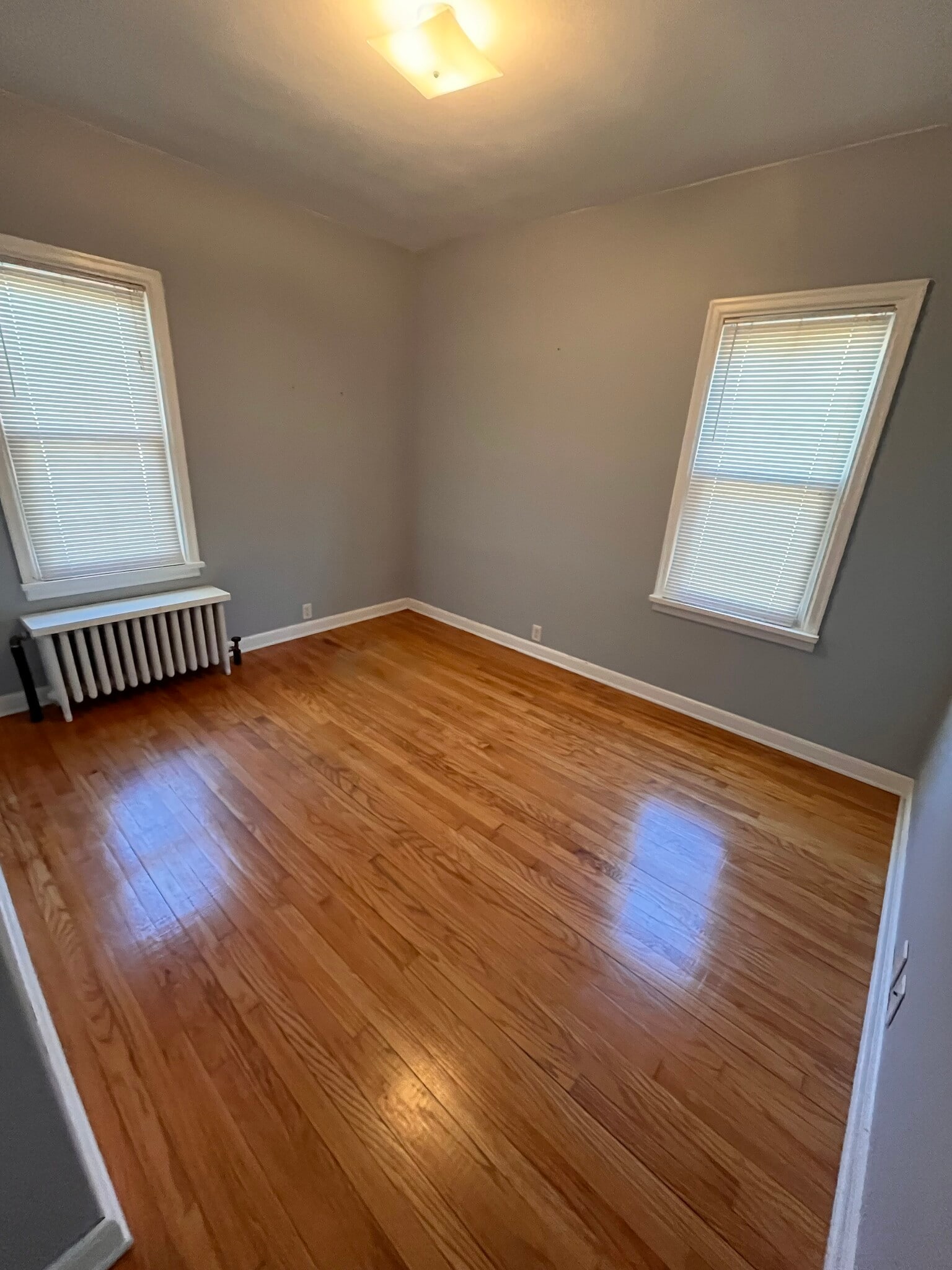 Building Photo - 5247 Geneva Ave N