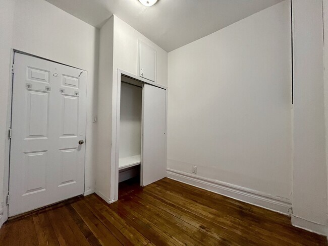Floorplan - 182 Claremont Avenue