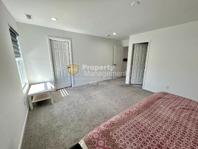 Building Photo - 5625 Burr Rdg Cir