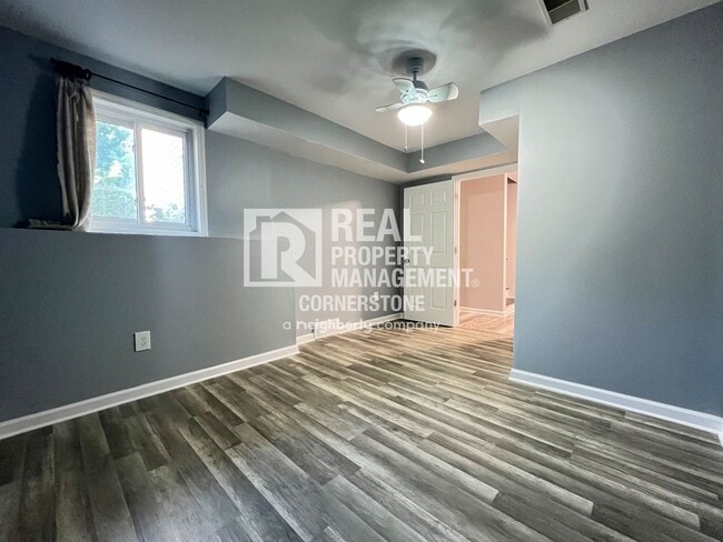 Building Photo - Spacious Country Home with Huge Yard and A...