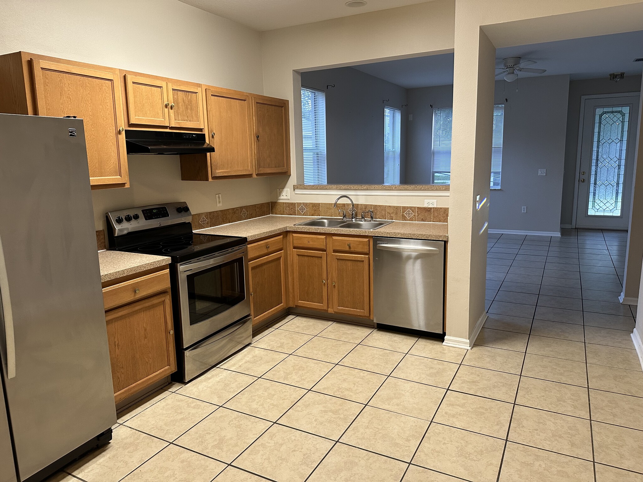 Stainless steel appliances - 11253 Running Pine Dr