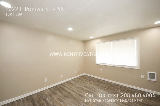 Building Photo - 1022 E Poplar St