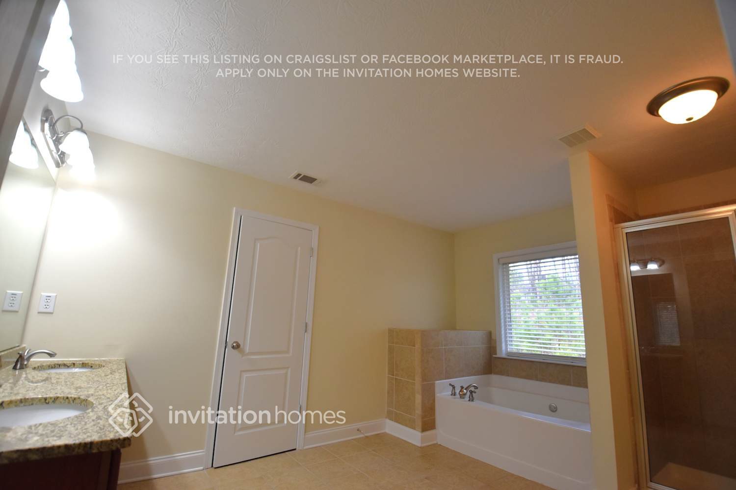 Building Photo - 2116 Leafmore Ct SE