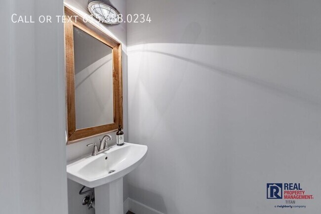 Building Photo - 141 Rivergate Dr