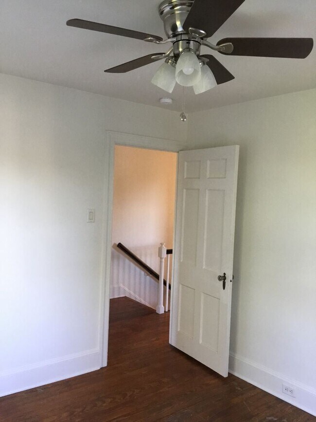 Building Photo - 3 br, 2 bath House - 2090 NEW DANVILLE PIKE