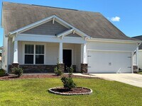 Building Photo - Great 4-Bedroom, 3-Bath