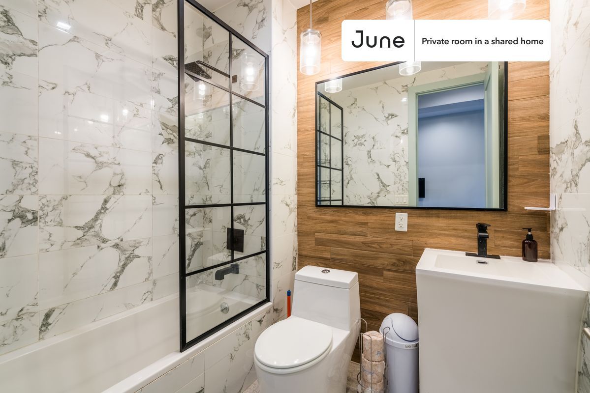 Building Photo - Room in Shared 4 bed/2 bath home in Bedford-Stuyvesant