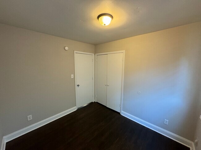 Building Photo - 6614 Hidden Forest Dr