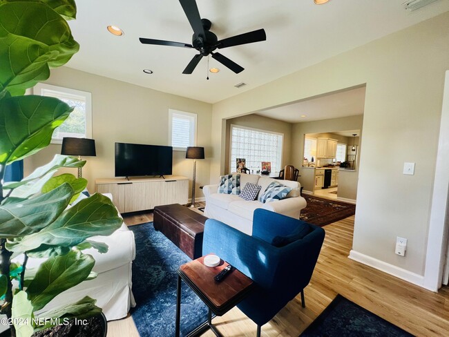 Building Photo - 2745 Downing St