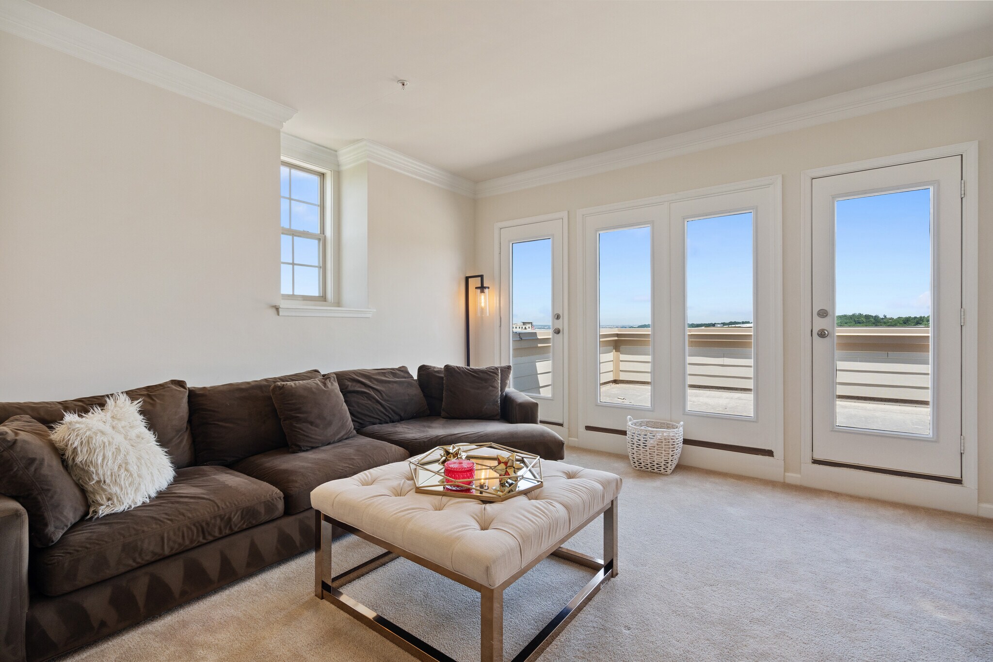 Building Photo - 500 Overlook Park Dr