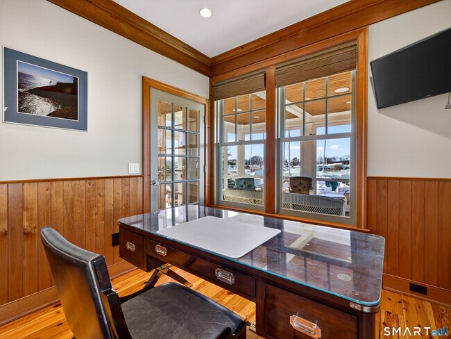 Building Photo - 505 Seaside Ave