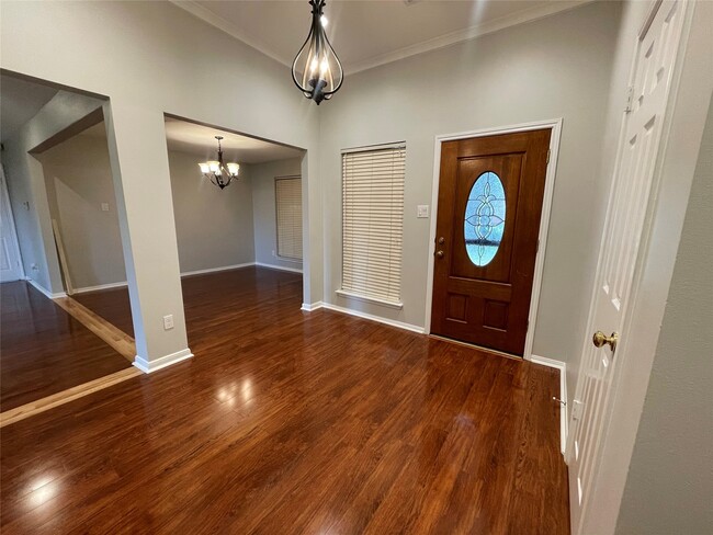Building Photo - 7110 Pembrough Ln