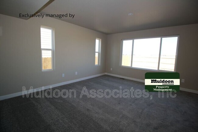 Building Photo - 10466 Luneth Dr