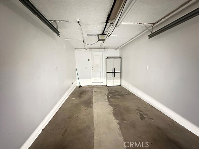 Building Photo - 614 13th St