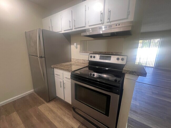 Building Photo - 1500 N Congress Ave