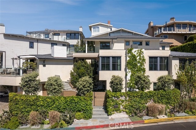 Building Photo - 27 Emerald Bay