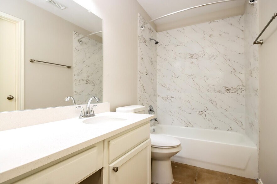 Building Photo - 17339 Wigeon Way Dr