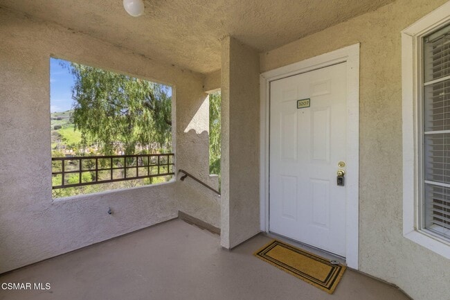 Building Photo - 4240 Lost Hills Rd