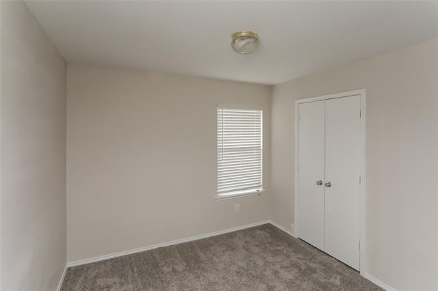 Building Photo - 9804 Crocker Dr