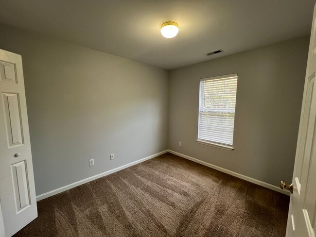 Building Photo - 4325 Pine Springs Ct