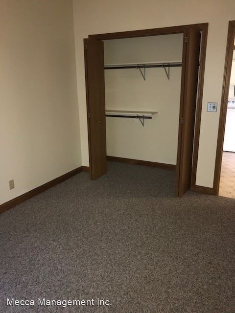 Building Photo - 780 Trail Dr