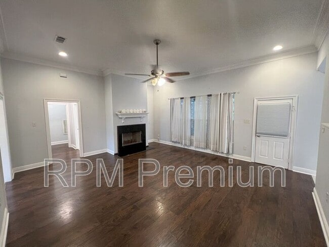 Building Photo - 7850 Greenwell St