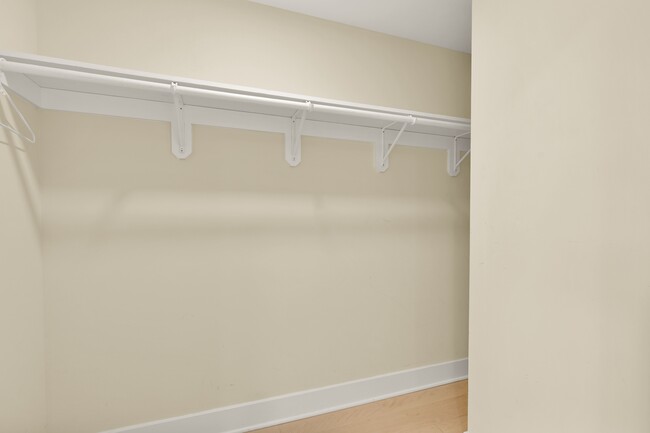 Building Photo - 822 Kennedy St NW