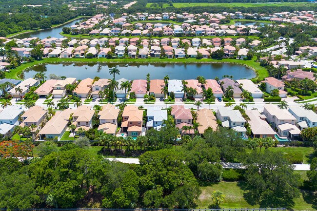 Building Photo - 207 Isle Verde Way