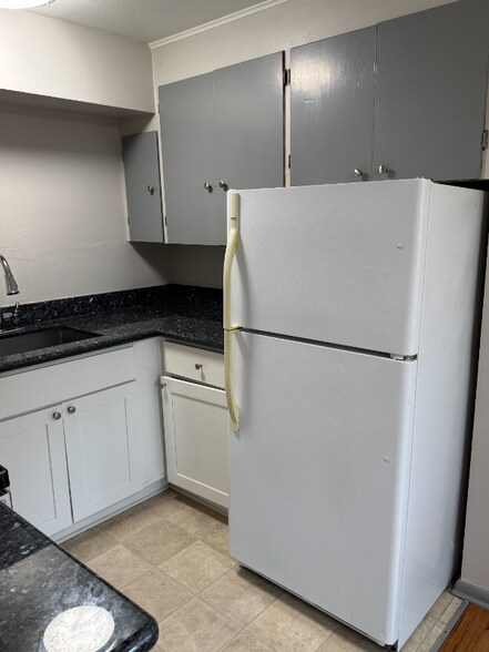 Building Photo - 4746.5 22nd Ave NE