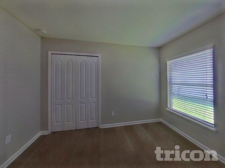Building Photo - 86301 Fortune Dr